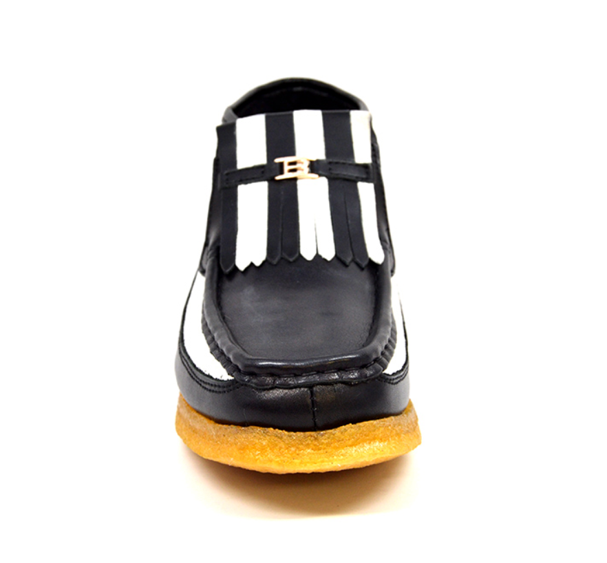 Apollo Black and White Stylish and Comfortable Shoes from the British Collection